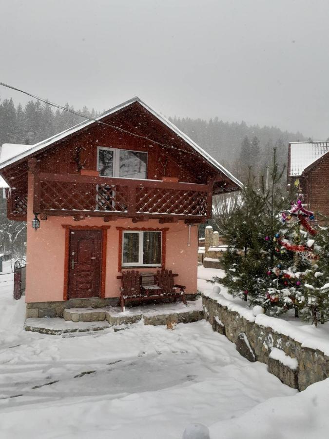 Holiday Home Melodiya Karpat Yaremche Bagian luar foto
